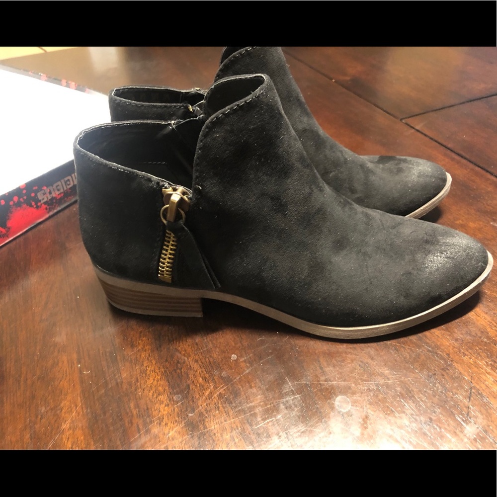Angle boots. - Picture 4 of 4